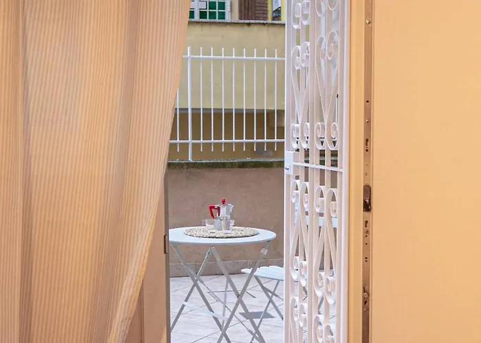 Dafne Wonderful With Terrace Apartment
