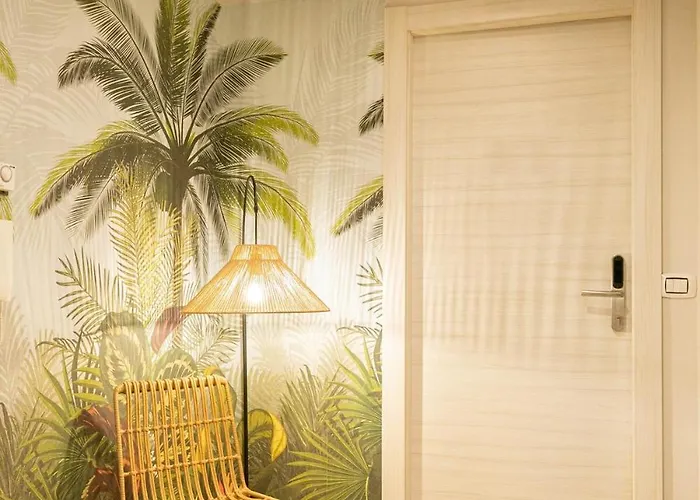 Apartment Dafne Wonderful With Terrace Rom